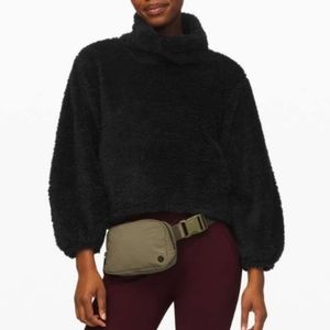 Lululemon Pullover